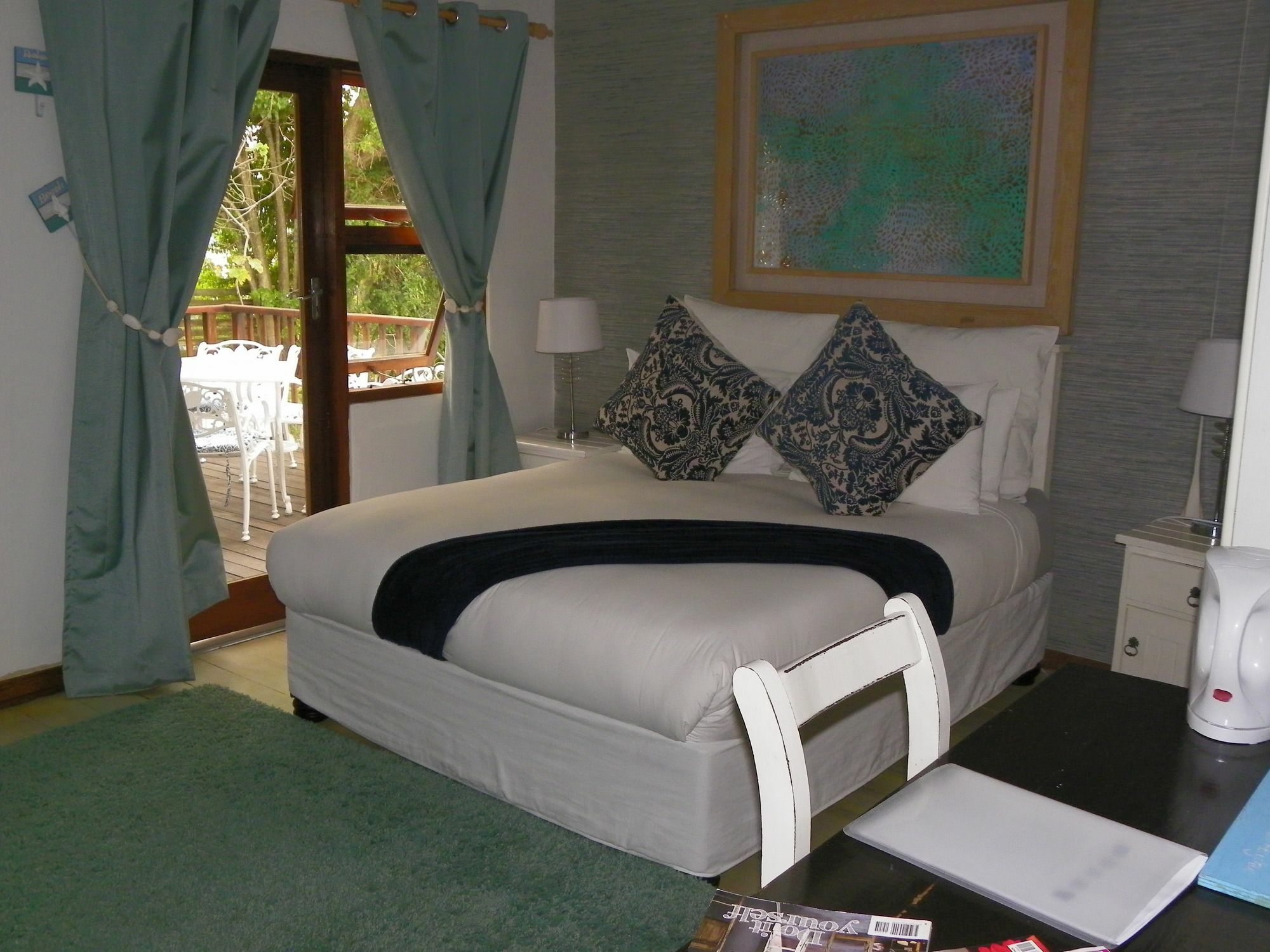 Blue'S Guest House - East London Bonza Bay Exterior photo